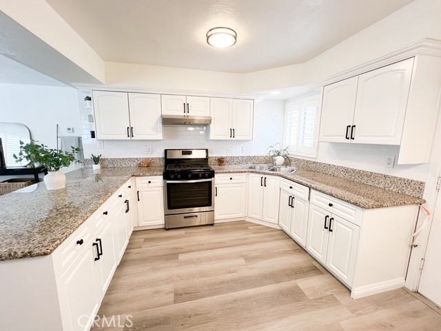 13944 Olive Street, Baldwin Park CA: https://media.crmls.org/medias/94b3bef3-d130-43d5-92b9-0aacf0f7e1c6.jpg