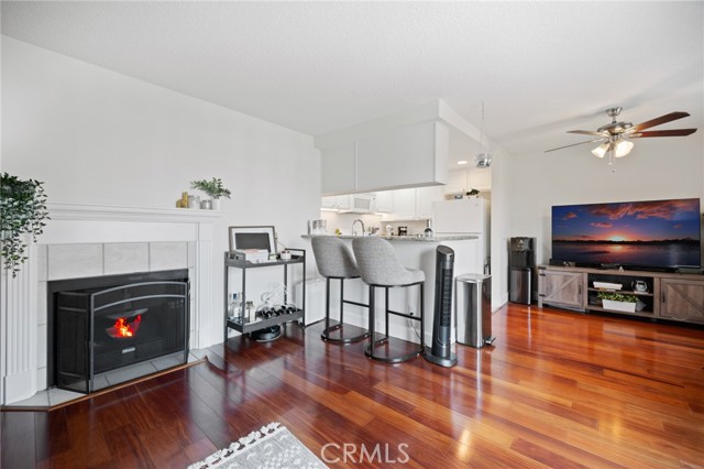 1401 N Greenbrier Road, Long Beach CA: https://media.crmls.org/medias/94b489d0-28fa-47db-9574-da8cebe3d148.jpg
