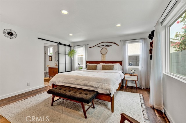 2218 S Linda Way, Santa Ana CA: https://media.crmls.org/medias/94b4e0b8-eb51-4380-aea3-d176bc34345d.jpg