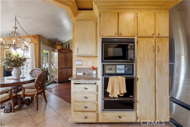Detail Gallery Image 12 of 35 For 470 E Merrimac, Upland,  CA 91784 - 4 Beds | 2 Baths