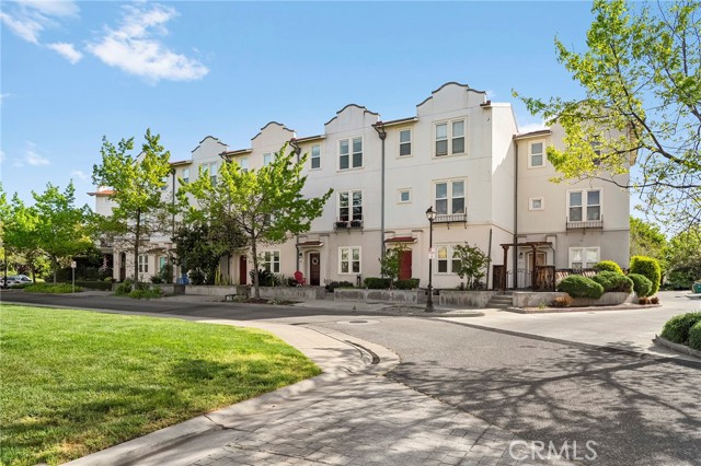 Detail Gallery Image 40 of 41 For 2227 Hutchinson St, Chico,  CA 95928 - 3 Beds | 2/1 Baths