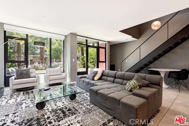 Detail Gallery Image 3 of 36 For 13045 Pacific Promenade #107,  Los Angeles,  CA 90094 - 1 Beds | 2 Baths