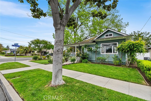 Detail Gallery Image 40 of 41 For 952 E Palmyra Ave, Orange,  CA 92866 - 3 Beds | 2 Baths