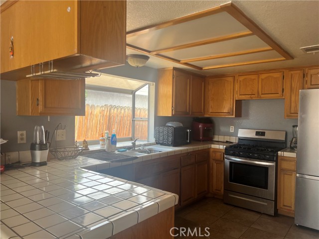 Detail Gallery Image 22 of 23 For 14619 Corey, Victorville,  CA 92394 - 3 Beds | 2 Baths