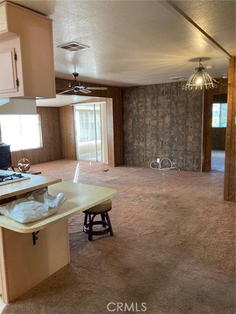 Detail Gallery Image 10 of 24 For 10333 Overland Trl, Cherry Valley,  CA 92223 - 2 Beds | 2 Baths