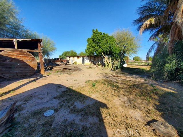 Detail Gallery Image 3 of 17 For 14241 Warmington, Blythe,  CA 92225 - 2 Beds | 1 Baths