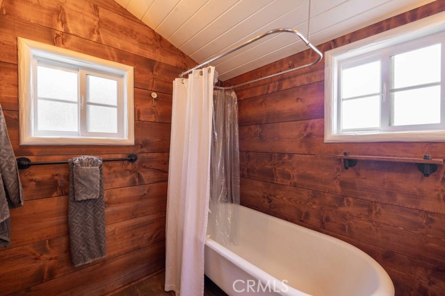 Detail Gallery Image 42 of 49 For 644 Marin, Big Bear Lake,  CA 92315 - 2 Beds | 3 Baths