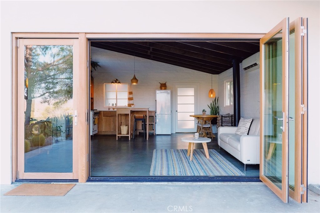 MLS #JT25265838 image #2