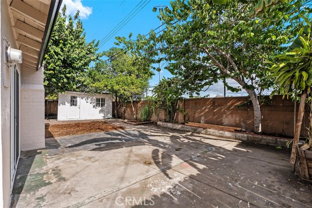 Detail Gallery Image 23 of 28 For 913 S Diamond, Santa Ana,  CA 92704 - 5 Beds | 2 Baths