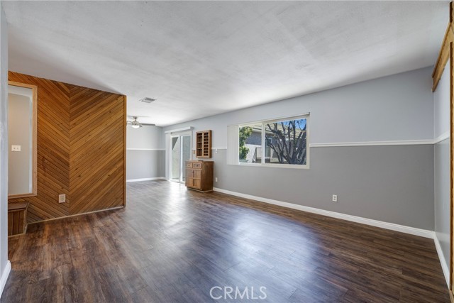 Detail Gallery Image 8 of 49 For 2255 Cahuilla Street #122,  Colton,  CA 92324 - 1 Beds | 1/1 Baths