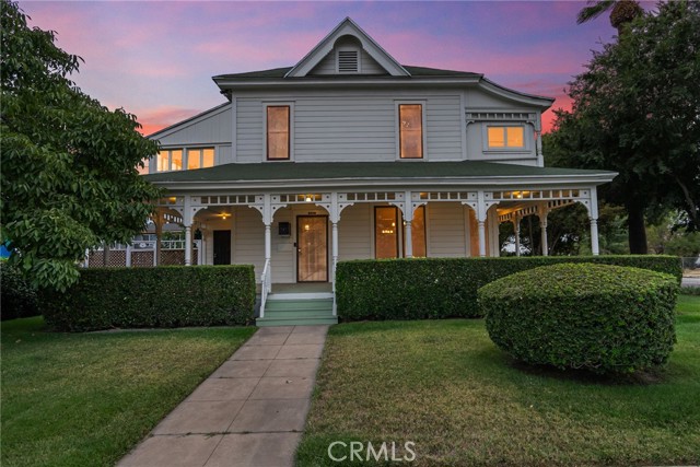 591 W 9th, San Bernardino CA: https://media.crmls.org/medias/94b94881-144a-48a0-82f4-675e4b49b6dc.jpg