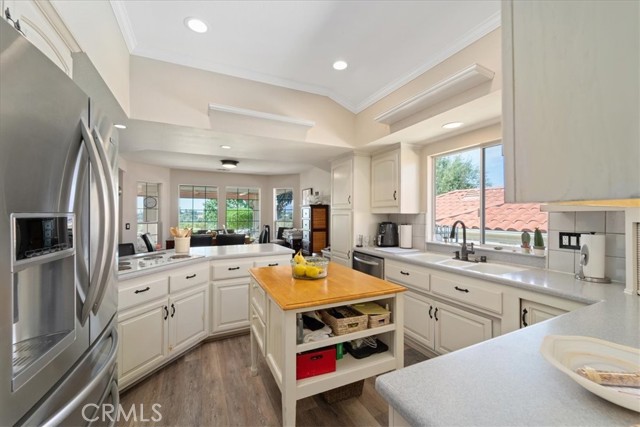 Detail Gallery Image 9 of 54 For 1073 Ridge Heights Dr, Fallbrook,  CA 92028 - 3 Beds | 2/1 Baths