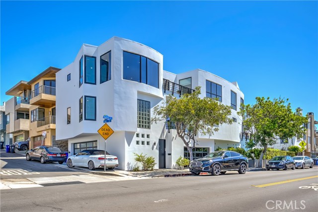 Detail Gallery Image 43 of 47 For 301 16th St, Manhattan Beach,  CA 90266 - 6 Beds | 7 Baths