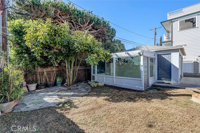 Detail Gallery Image 32 of 35 For 340 Avenue F, Redondo Beach,  CA 90277 - 3 Beds | 2 Baths