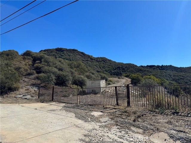 Front Image Thumbnail for CRSR25242097