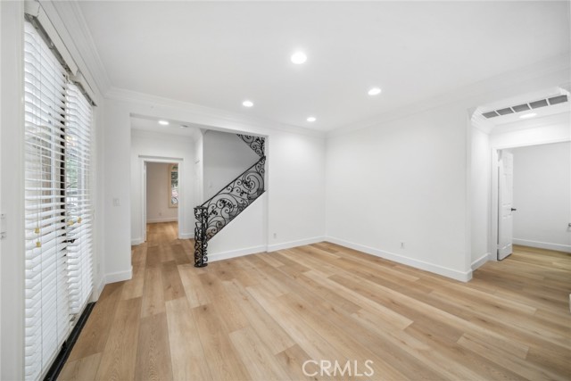 Detail Gallery Image 10 of 23 For 236 Terra Cotta, Irvine,  CA 92603 - 3 Beds | 2/1 Baths