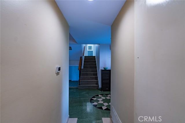 Detail Gallery Image 10 of 38 For 704 N Poplar, Montebello,  CA 90640 - 5 Beds | 3 Baths