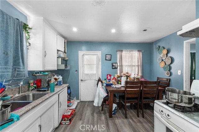 Detail Gallery Image 9 of 27 For 1411 W Ivesbrook St, Lancaster,  CA 93534 - 3 Beds | 1 Baths