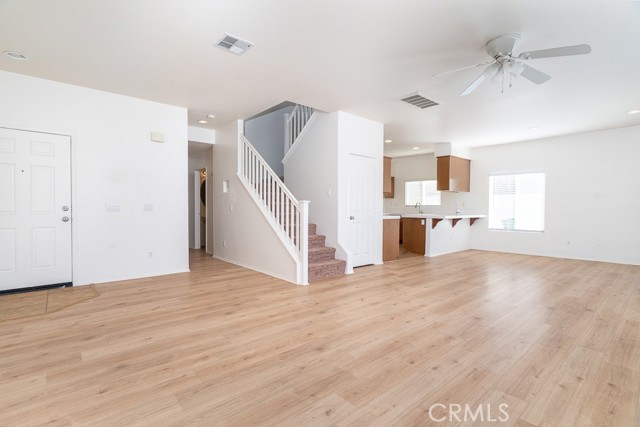 Detail Gallery Image 4 of 15 For 13454 Alcott, Victorville,  CA 92392 - 4 Beds | 3 Baths