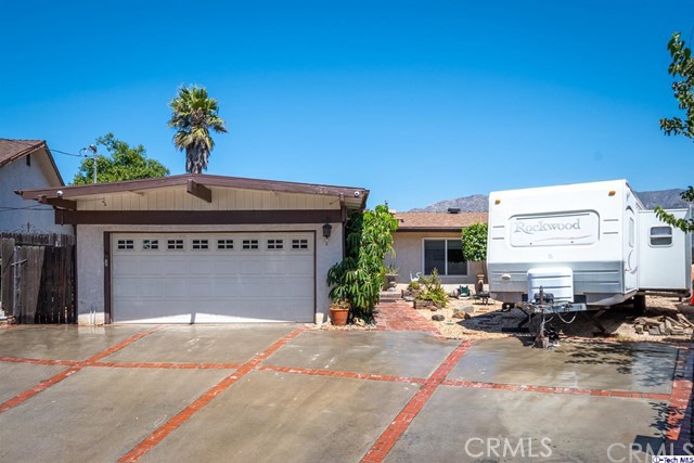 4 Bed Home for Sale in Tujunga, California