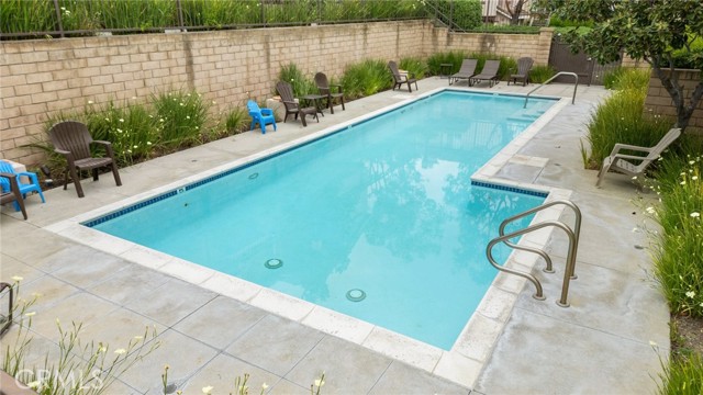 Detail Gallery Image 16 of 17 For 757 Sather Ct #48,  Brea,  CA 92821 - 2 Beds | 2/1 Baths