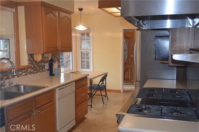 Detail Gallery Image 8 of 75 For 8315 Sierra Bonita, Rosemead,  CA 91770 - 4 Beds | 2/1 Baths