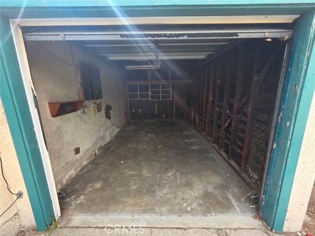 Detail Gallery Image 8 of 12 For 2321 N Naomi St, Burbank,  CA 91504 - 3 Beds | 1 Baths