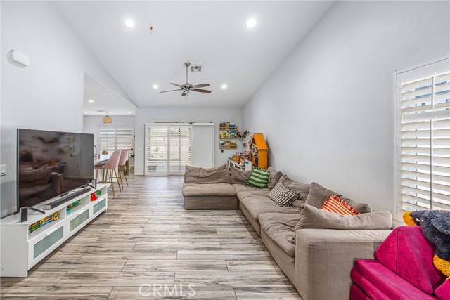 Detail Gallery Image 9 of 24 For 622 Faith, Beaumont,  CA 92223 - 3 Beds | 2 Baths