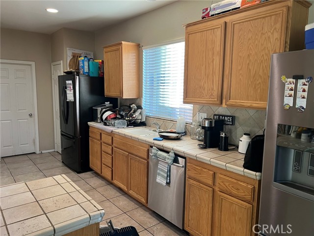 Detail Gallery Image 10 of 24 For 36377 Capri, Winchester,  CA 92596 - 4 Beds | 2/1 Baths