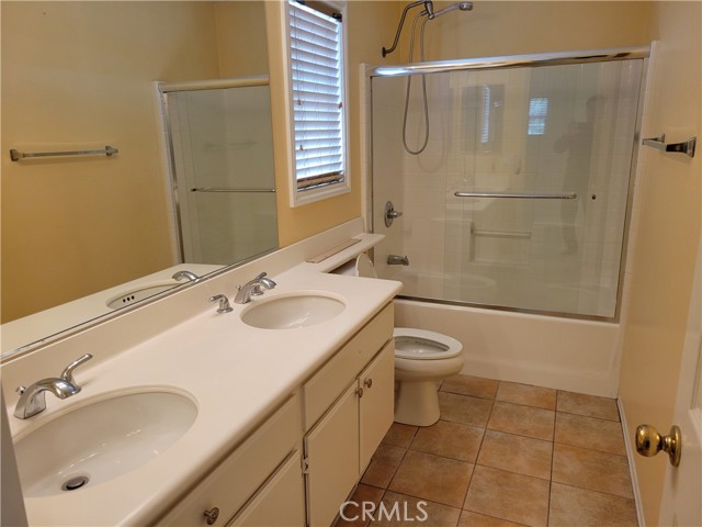 Detail Gallery Image 8 of 8 For 1277 Nicolas St, Fullerton,  CA 92833 - 3 Beds | 2/1 Baths