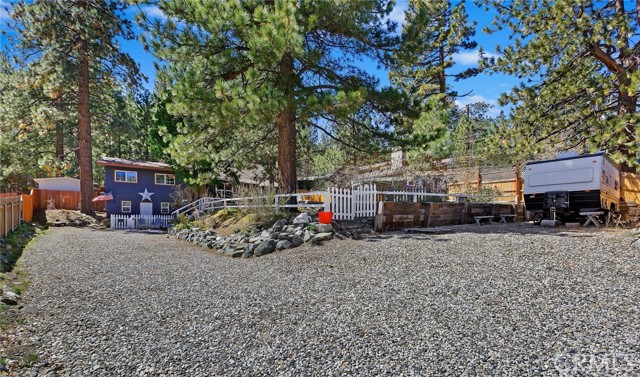 Image 2 for 715 Apple Avenue, Wrightwood, CA 92397