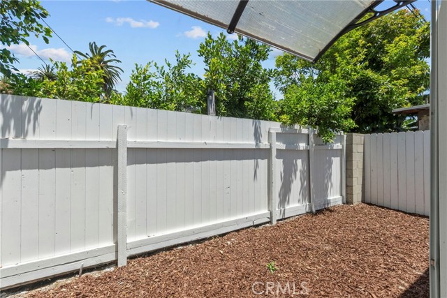 Detail Gallery Image 31 of 52 For 1745 W 39th St, Los Angeles,  CA 90062 - – Beds | – Baths