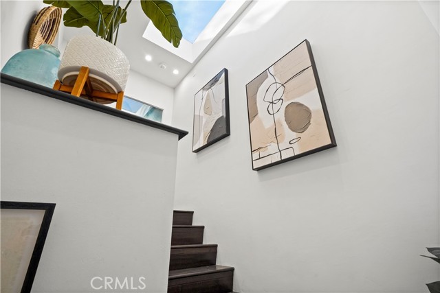 Detail Gallery Image 12 of 35 For 2364 Duane St #7,  Silver Lake Los Angeles,  CA 90039 - 2 Beds | 2/1 Baths