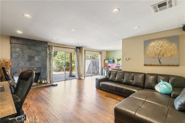 12203 Santa Gertrudes Ave, La Mirada CA: https://media.crmls.org/medias/94c04b3c-0e6e-45e8-91df-3ec04d049994.jpg