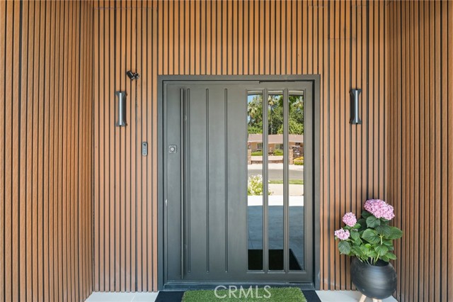 Detail Gallery Image 4 of 42 For 22850 Margarita Dr, Woodland Hills,  CA 91364 - 3 Beds | 3/1 Baths
