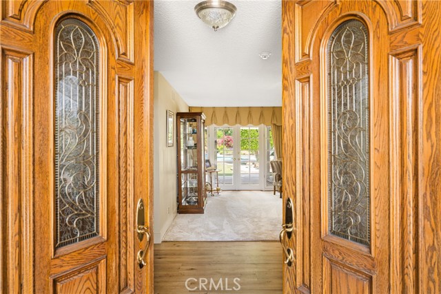 property-img