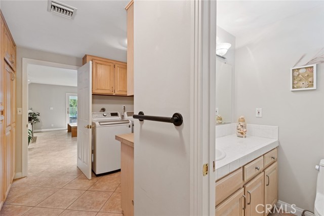 Detail Gallery Image 18 of 48 For 18200 Vintage, Northridge,  CA 91325 - 4 Beds | 3 Baths