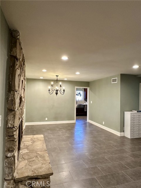 Detail Gallery Image 3 of 4 For 6551 Whitman, Van Nuys,  CA 91406 - 4 Beds | 3 Baths