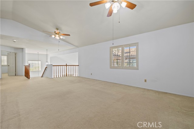 27668 Lonestar Place, Castaic CA: https://media.crmls.org/medias/94c2af7a-ce7c-4f09-92c1-6dfab1533a6e.jpg