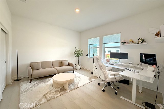 181 Abacus, Irvine CA: https://media.crmls.org/medias/94c4f60b-1777-4cb0-adf0-6dafa42b46e1.jpg