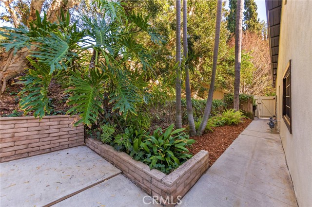 Detail Gallery Image 36 of 38 For 3371 Berry, Studio City,  CA 91604 - 3 Beds | 2/1 Baths