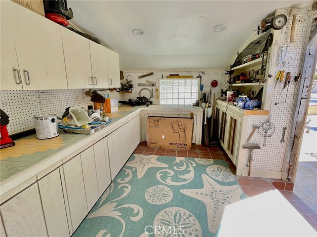 16407 Koda Road, Apple Valley CA: https://media.crmls.org/medias/94c54217-a2d6-44fc-968d-d475fbd8cf8c.jpg