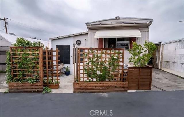 Front Image Thumbnail for CRDW25268330