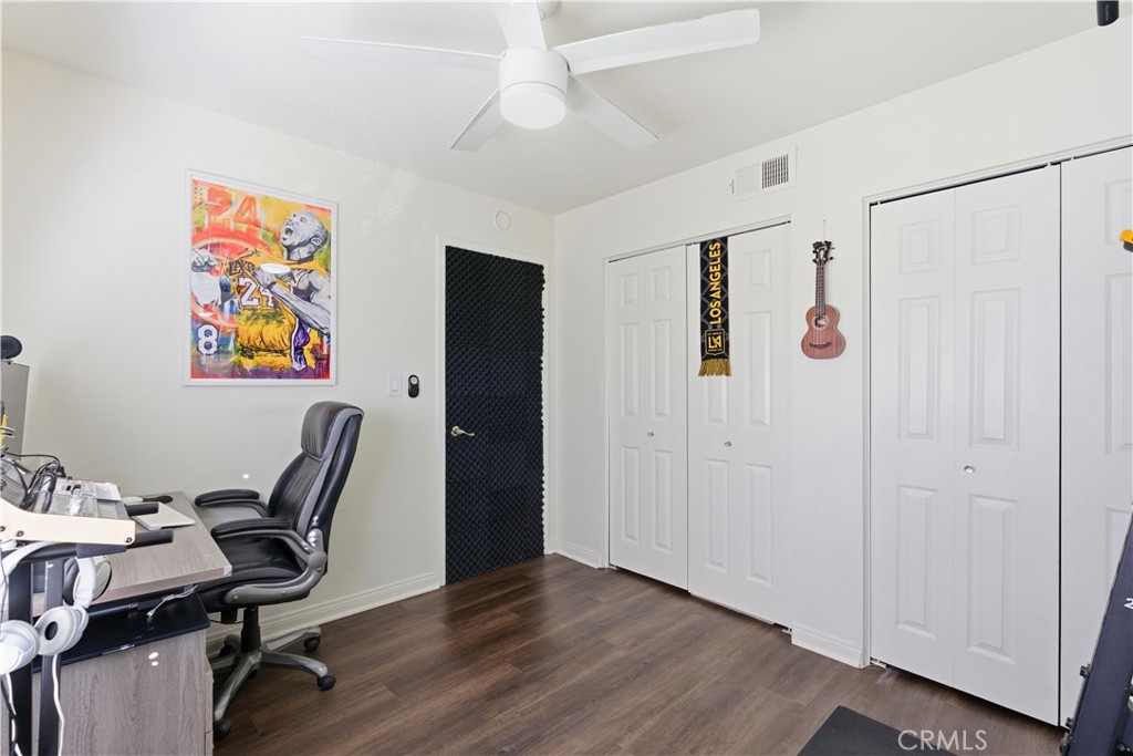 MLS #DW25259521 image #16