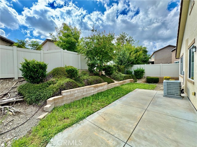 Detail Gallery Image 39 of 49 For 4024 Quartzite Ln, San Bernardino,  CA 92407 - 3 Beds | 2 Baths