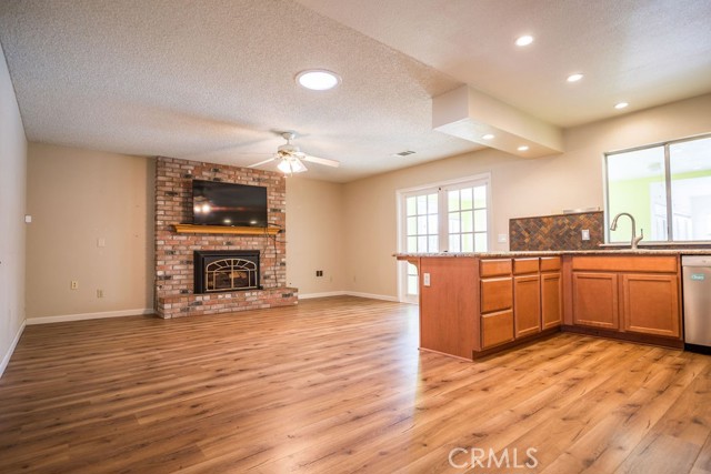 Detail Gallery Image 20 of 64 For 186 W Donna Dr, Merced,  CA 95348 - 4 Beds | 2 Baths