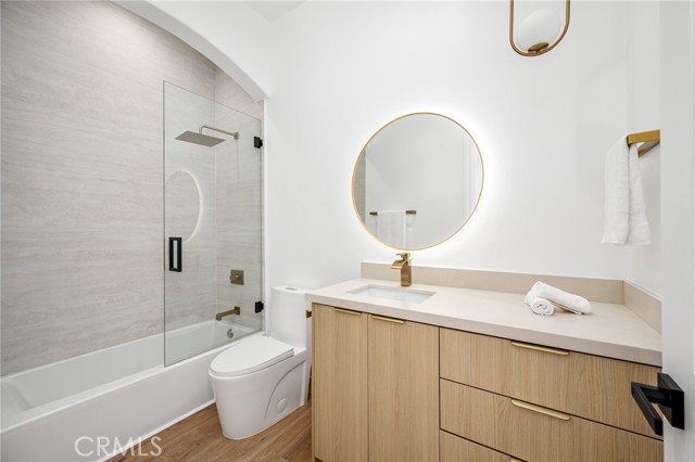 14257 Chandler Boulevard photo 48