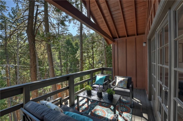 Detail Gallery Image 17 of 32 For 23717 Scenic Dr, Crestline,  CA 92325 - 2 Beds | 1 Baths