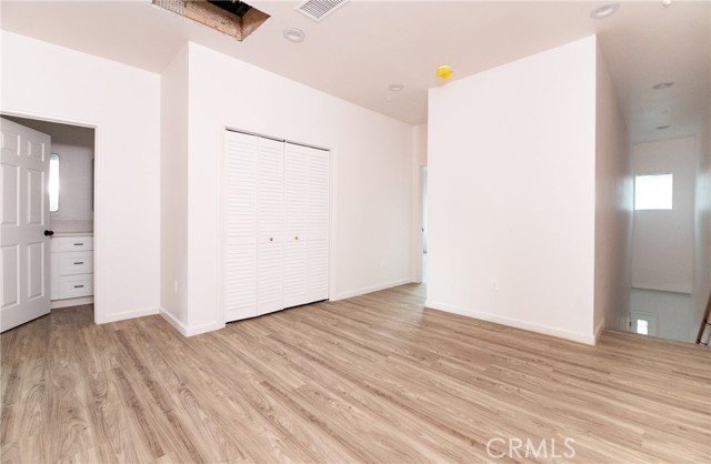 5502 Los Angeles Avenue, Simi Valley, California 93063, 3 Bedrooms Bedrooms, ,2 BathroomsBathrooms,Townhouse,For Sale,Los Angeles,MB25150074