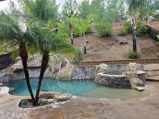 25015 Pine Mountain, Corona CA: https://media.crmls.org/medias/94c8bc4e-4c22-429e-a5a3-ff841bbaceb3.jpg